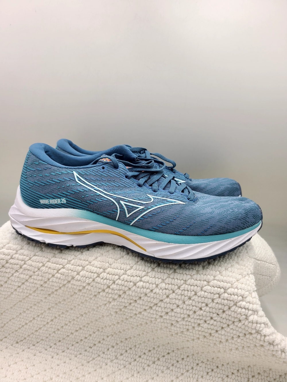 Mizuno Wave Rider 26 Women's Running Shoes - Blue